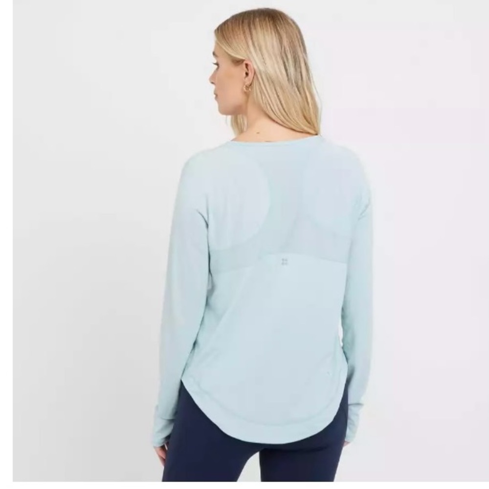 NWT SWEATY BETTY Breathe Easy Long
Sleeve Top, size L - Picture 7 of 10